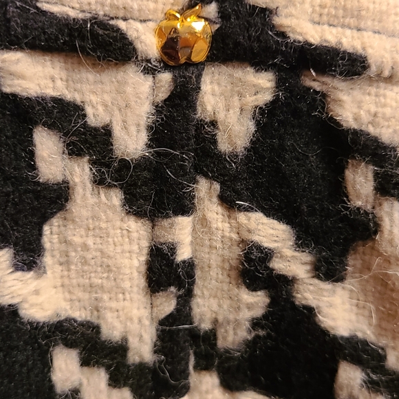 Apple Bottoms cropped jacket - Picture 12 of 14